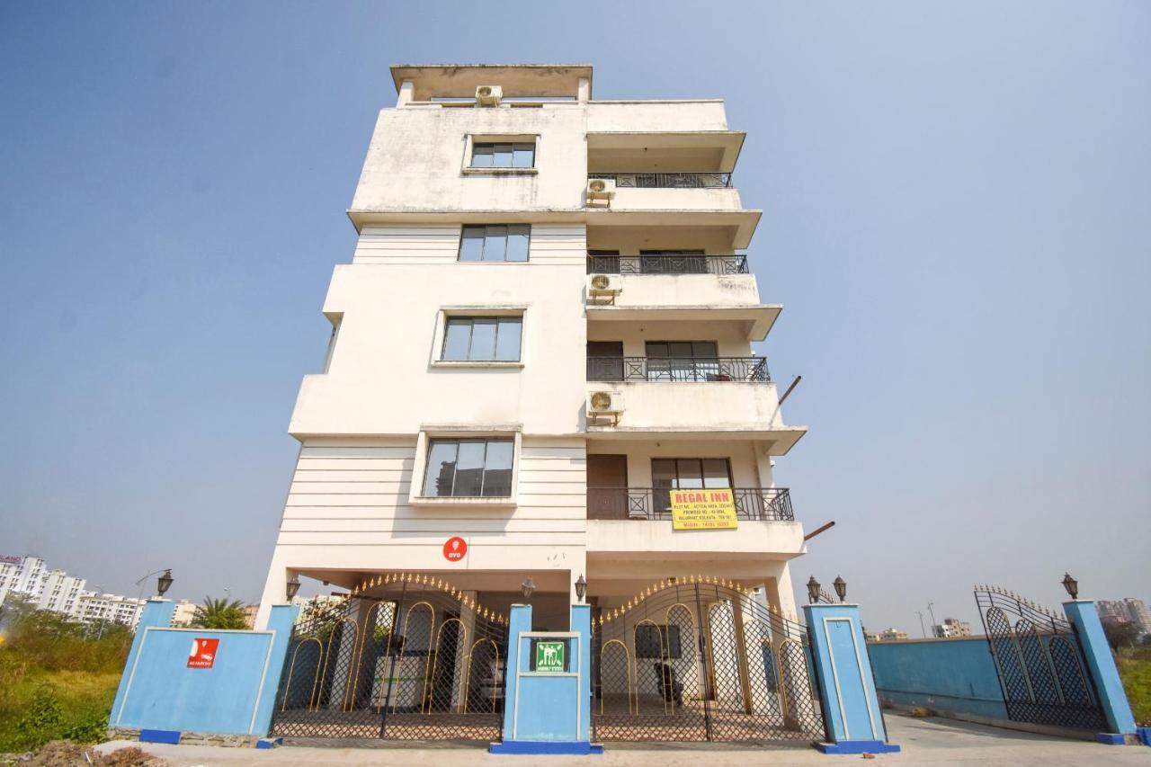 Oyo 72260-帝王酒店 Gauripur 外观 照片