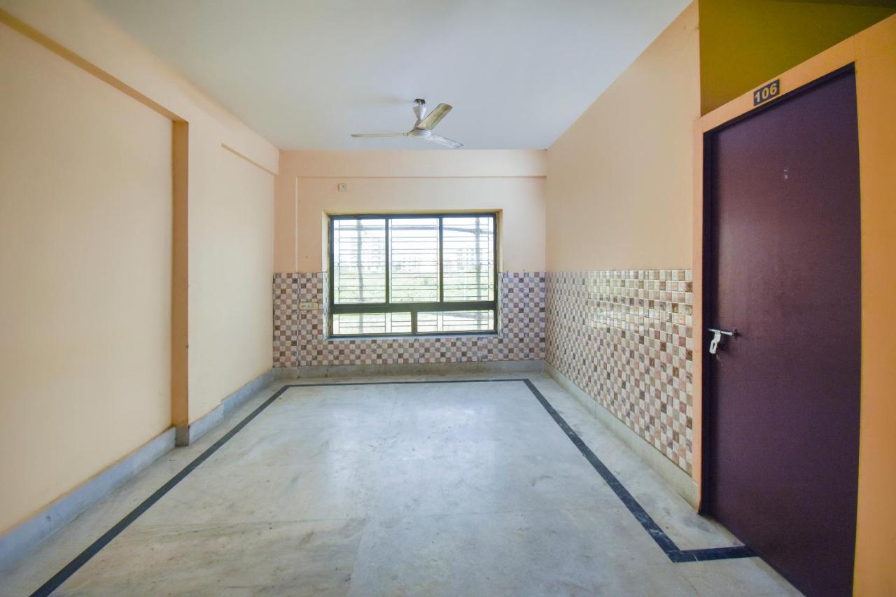 Oyo 72260-帝王酒店 Gauripur 外观 照片
